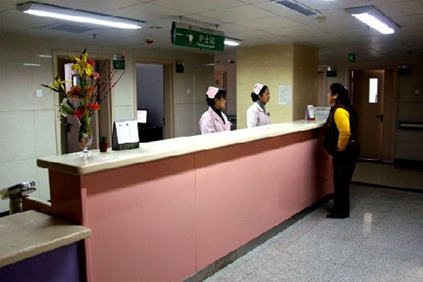 筛查遗传性疾病需要多少钱，泉州哪里有第三代赠卵试管哪里自怀试管助孕的？
