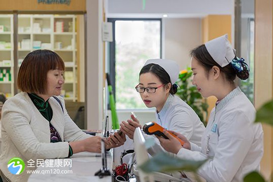 2024年新生儿剃胎毛吉日在每个月的什么时候
